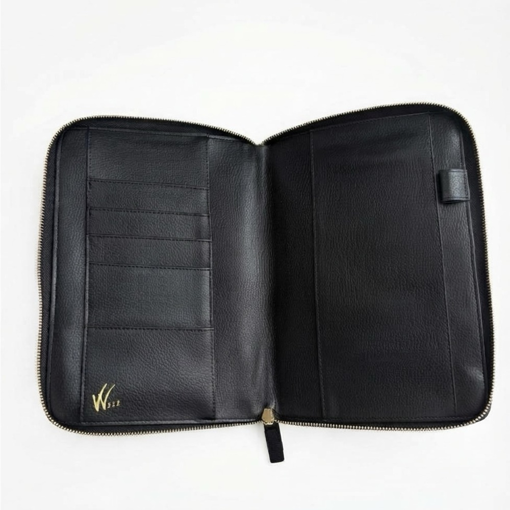 Wonderland 222 A5 Planner Cover - Black Vegan Leather Zippered Organizer